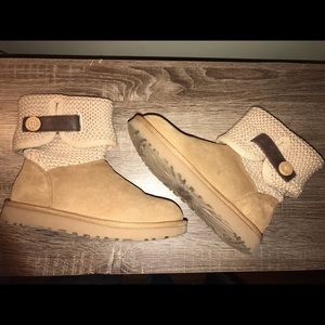 Shania brown ugg boots (authentic)